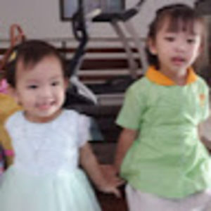 Meet your Posher, Claire